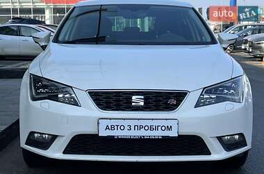 Хэтчбек SEAT Leon 2016 в Киеве