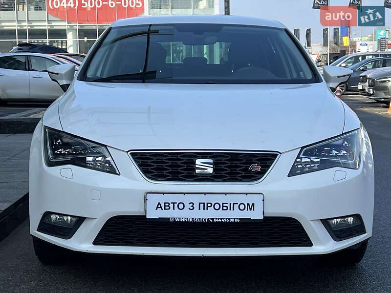 Хэтчбек SEAT Leon 2016 в Киеве