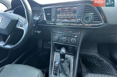 Хэтчбек SEAT Leon 2016 в Киеве