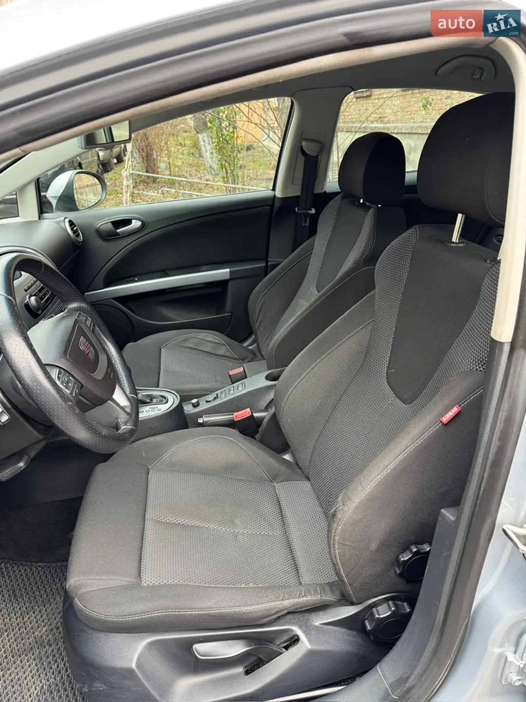 2010 SEAT Leon - мініатюра 13