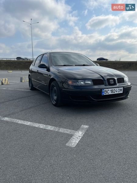 Хэтчбек SEAT Leon 2003 в Львове