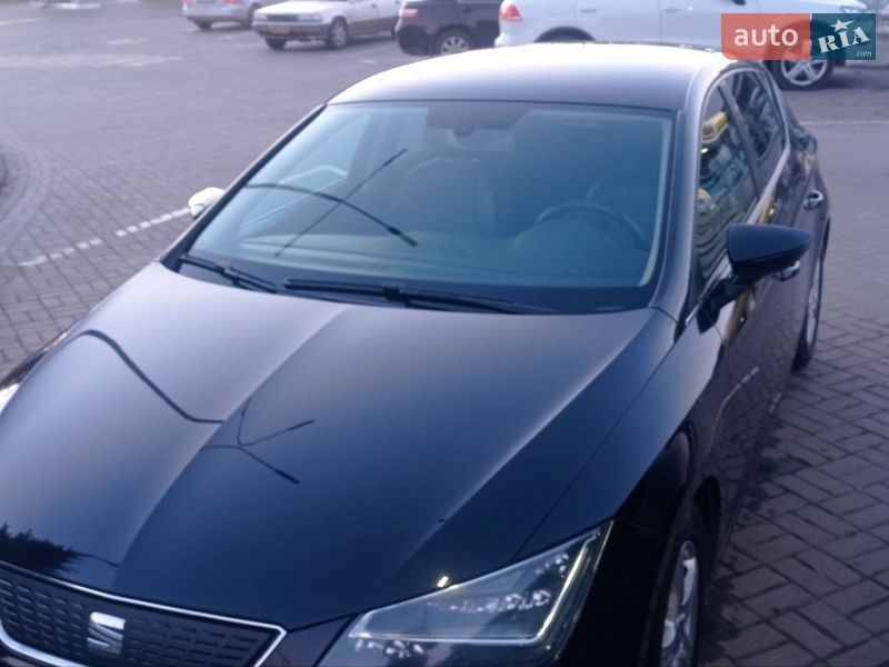 Хэтчбек SEAT Leon 2014 в Киеве