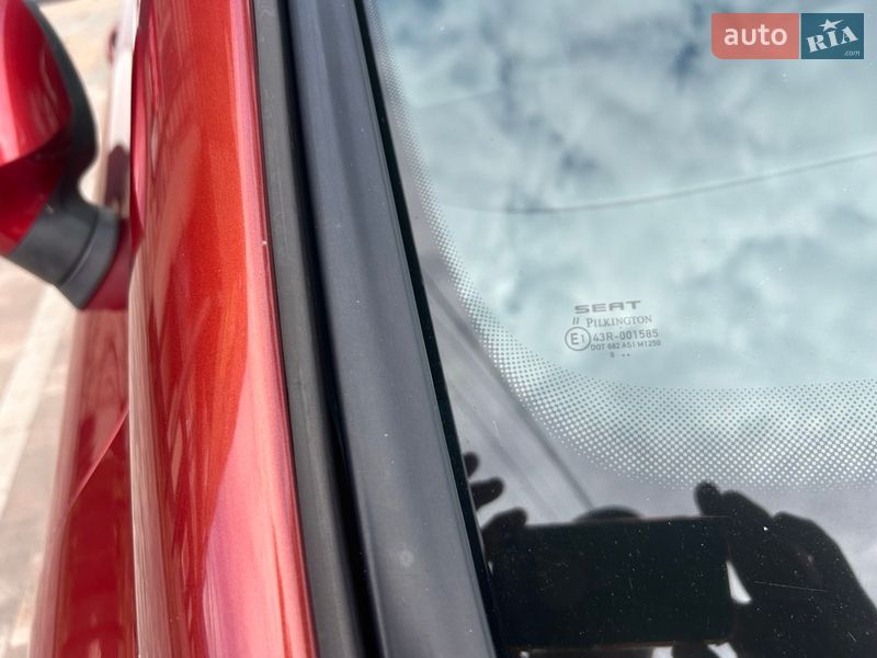 Хэтчбек SEAT Leon 2009 в Нежине