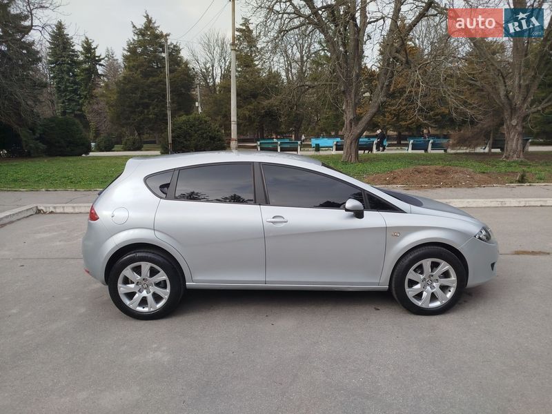 Хетчбек SEAT Leon 2007 в Жовтих Водах