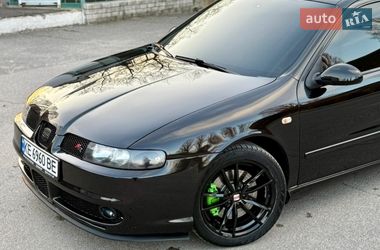 Хэтчбек SEAT Leon 2004 в Днепре