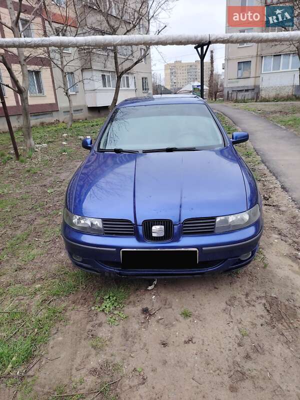 Хетчбек SEAT Leon 2003 в Павлограді