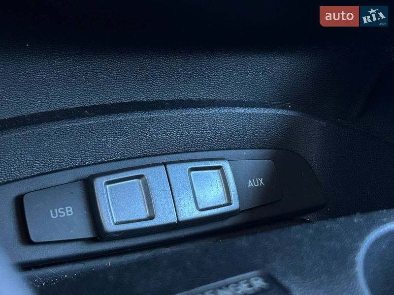 Хэтчбек SEAT Leon 2010 в Киеве