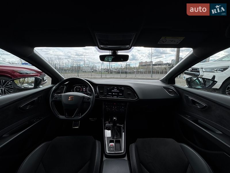 Хэтчбек SEAT Leon 2019 в Киеве