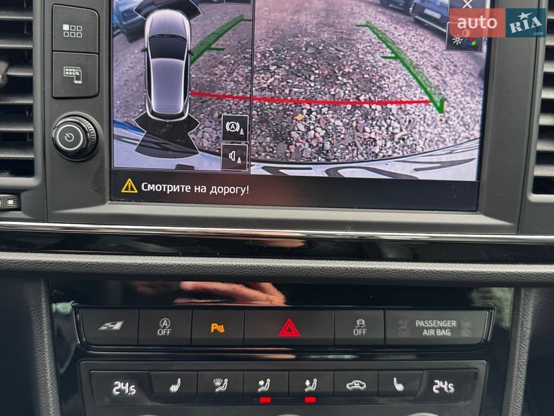 Хэтчбек SEAT Leon 2019 в Киеве