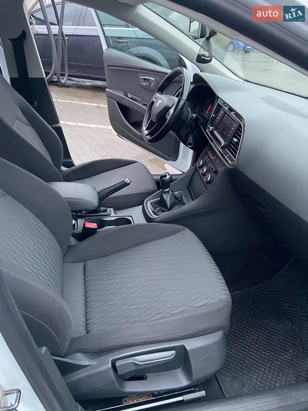 2012 SEAT Leon - мініатюра 8