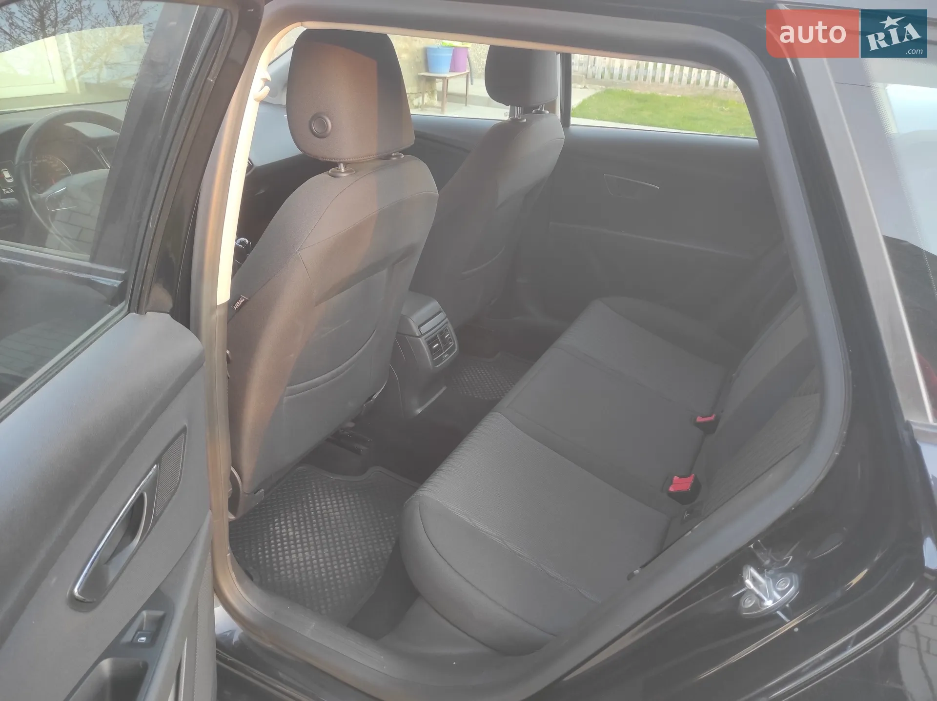 2014 SEAT Leon - мініатюра 11