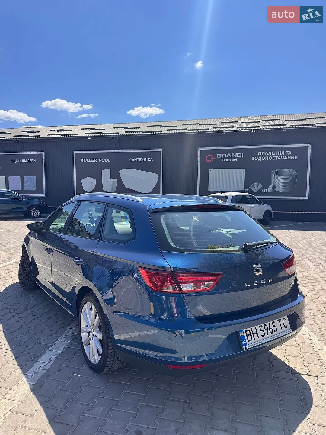 2015 SEAT Leon - мініатюра 9
