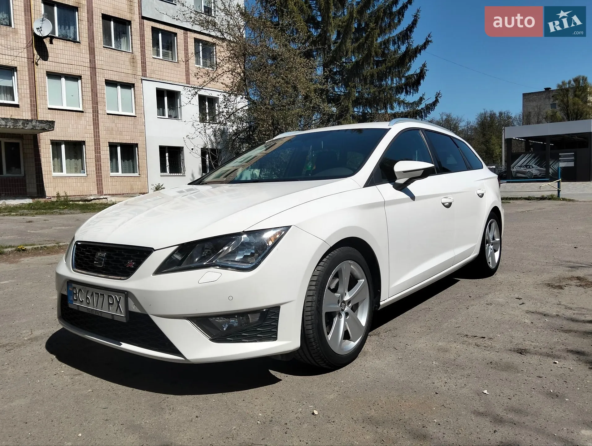 2015 SEAT Leon - мініатюра 10