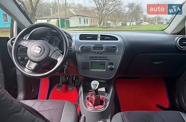 Хэтчбек SEAT Leon 2007 в Козельце