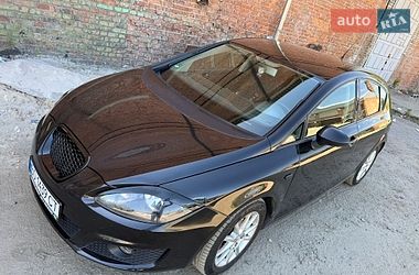 Хэтчбек SEAT Leon 2010 в Хмельницком