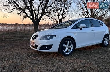 Хетчбек SEAT Leon 2012 в Києві