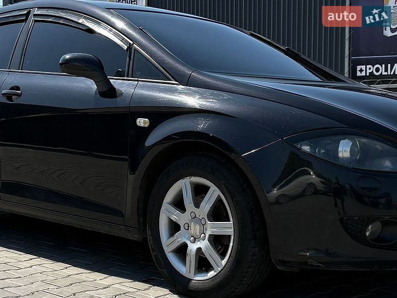 Хэтчбек SEAT Leon 2007 в Кривом Роге