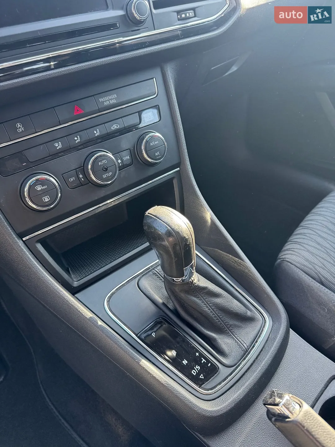 2015 SEAT Leon - мініатюра 22