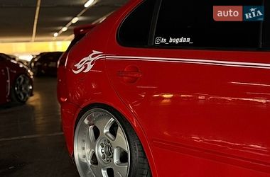 Хэтчбек SEAT Leon 2003 в Радехове
