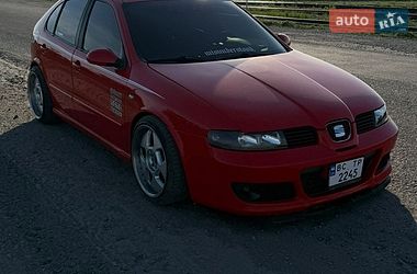 Хэтчбек SEAT Leon 2003 в Радехове