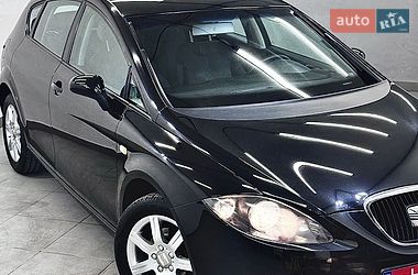 Хэтчбек SEAT Leon 2006 в Стрые