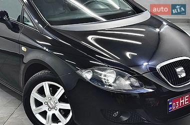 Хэтчбек SEAT Leon 2006 в Стрые