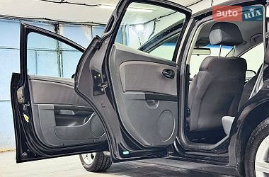 Хэтчбек SEAT Leon 2006 в Стрые