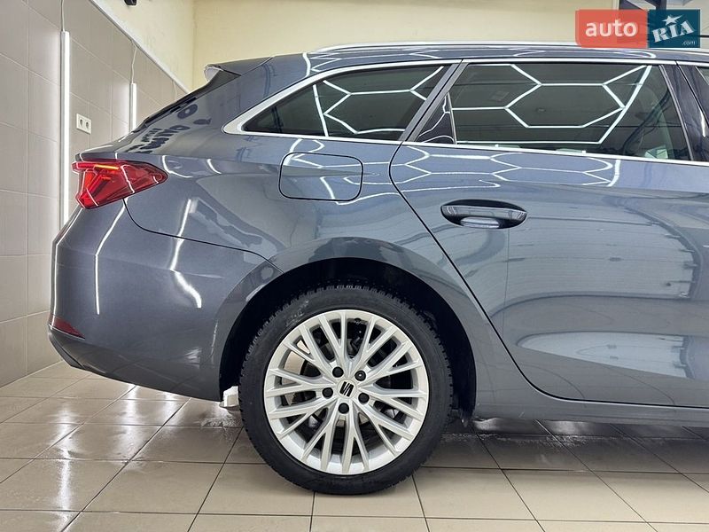 Универсал SEAT Leon 2023 в Буче