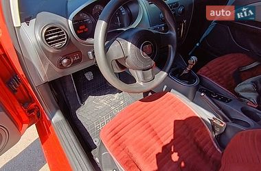 Хэтчбек SEAT Leon 2005 в Харькове