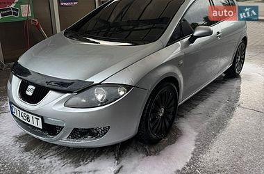 Хэтчбек SEAT Leon 2006 в Киеве