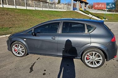 Хэтчбек SEAT Leon 2007 в Обухове