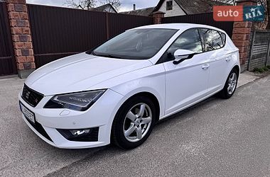 Хэтчбек SEAT Leon 2016 в Киеве
