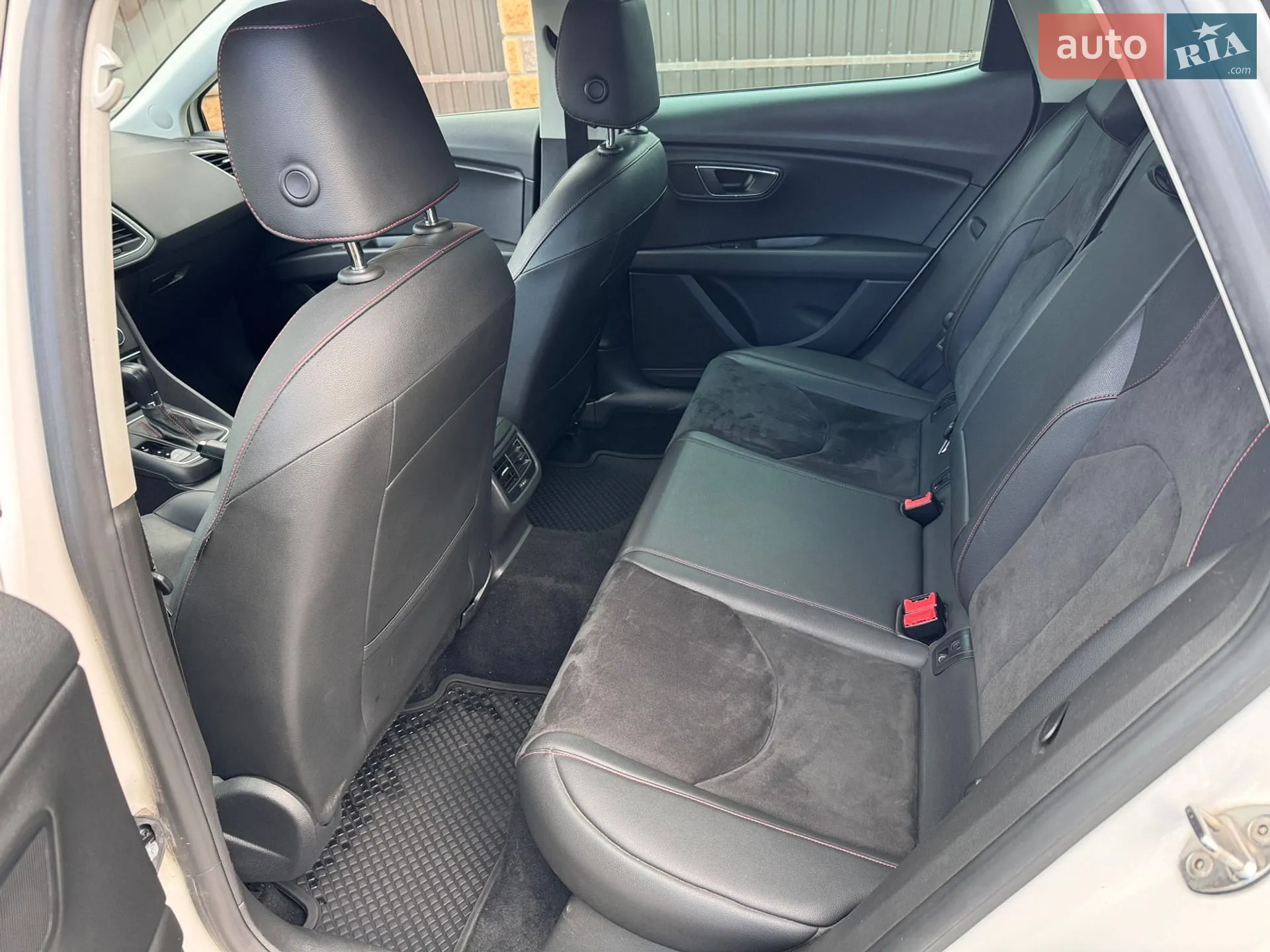 2016 SEAT Leon - мініатюра 13