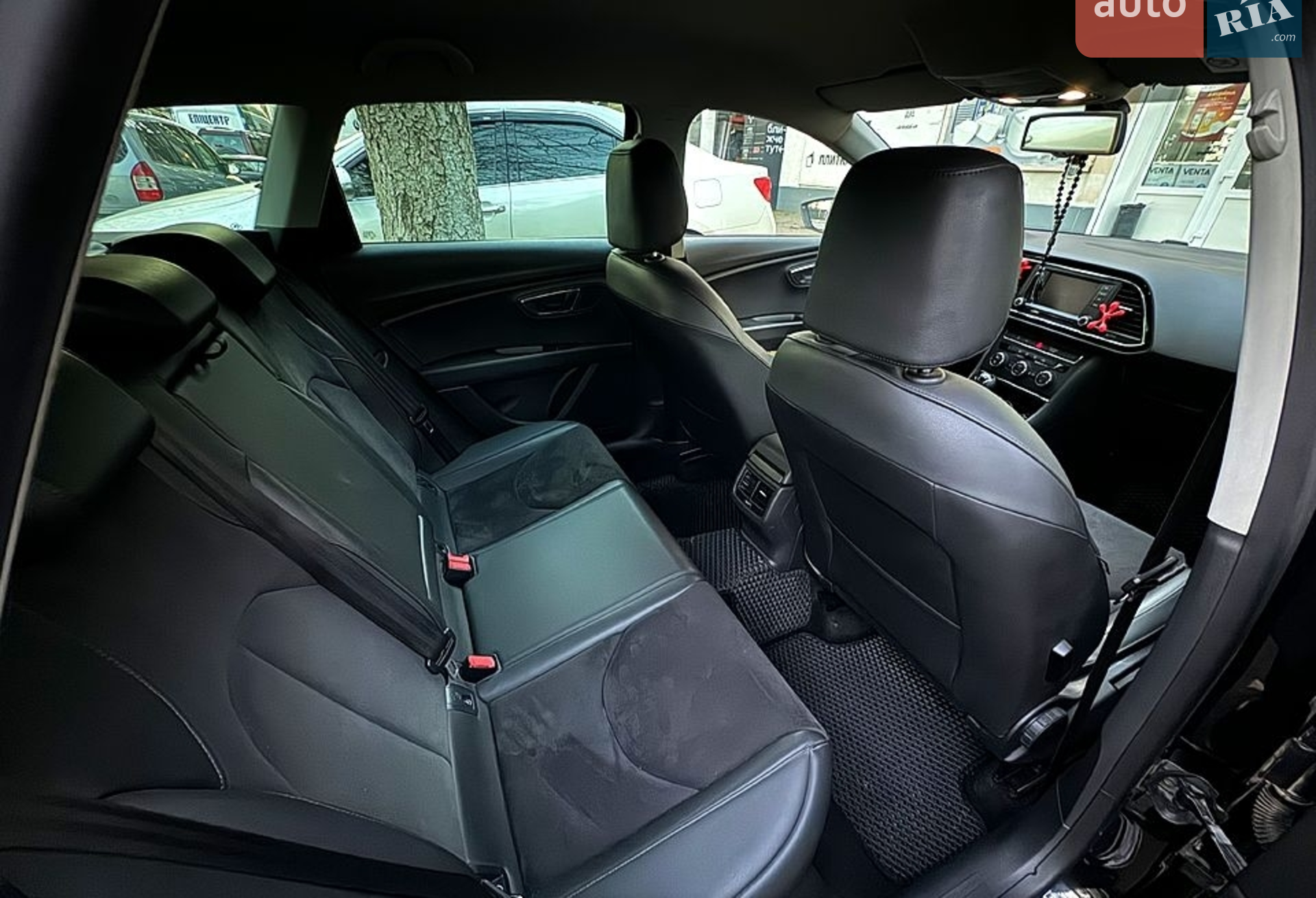 2014 SEAT Leon - мініатюра 9