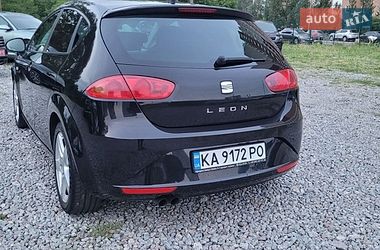 Хэтчбек SEAT Leon 2011 в Киеве