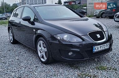 Хэтчбек SEAT Leon 2011 в Киеве