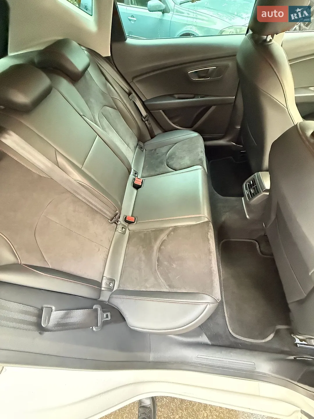 2014 SEAT Leon - мініатюра 5