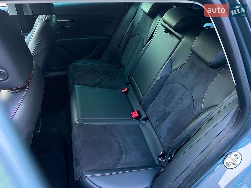 Універсал SEAT Leon 2015 в Кам'янському