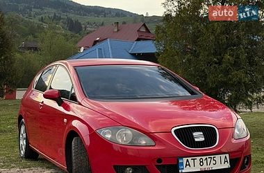 Хетчбек SEAT Leon 2008 в Лазещині