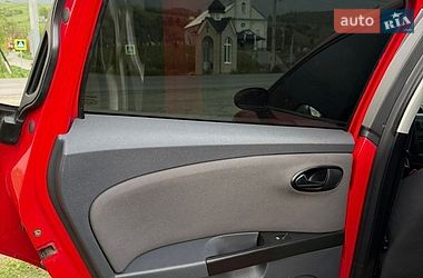 Хэтчбек SEAT Leon 2008 в Лазещине