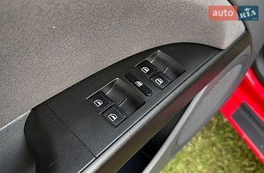 Хэтчбек SEAT Leon 2008 в Лазещине