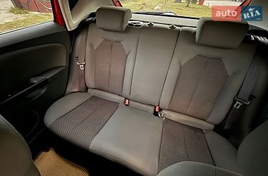 Хэтчбек SEAT Leon 2008 в Лазещине