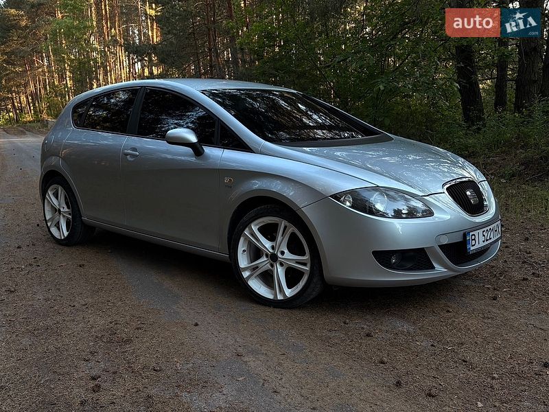 Хетчбек SEAT Leon 2009 в Світловодську