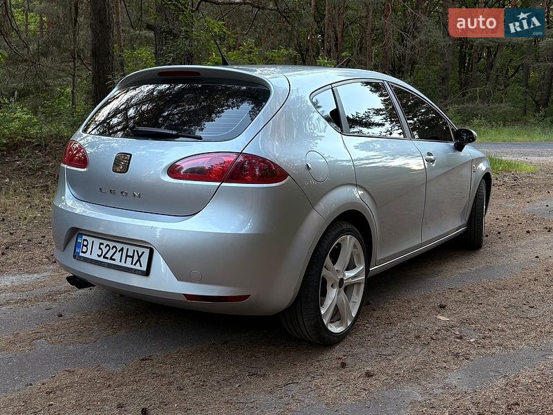 Хетчбек SEAT Leon 2009 в Світловодську
