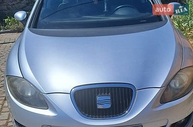 Хэтчбек SEAT Leon 2008 в Кременце