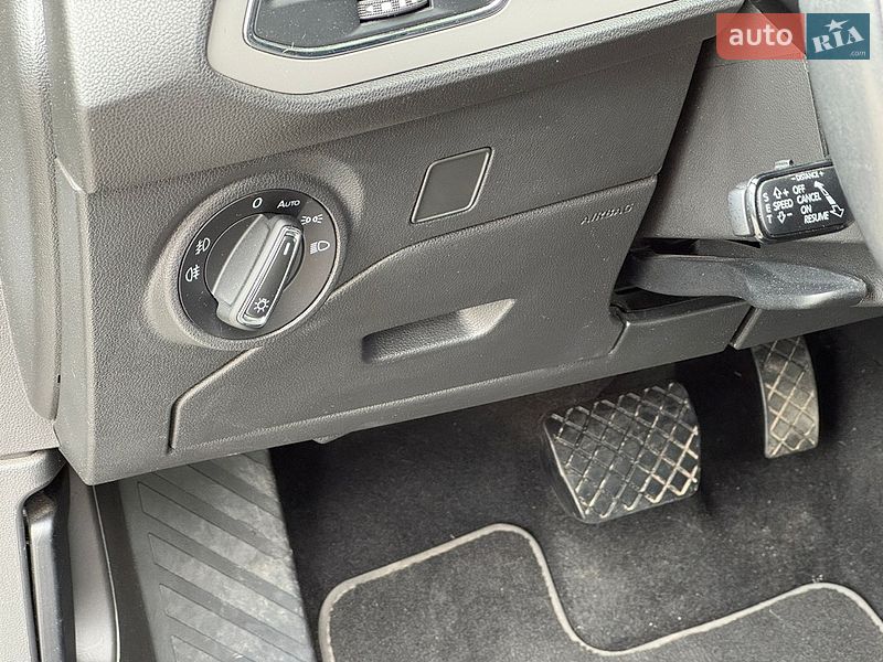 Универсал SEAT Leon 2014 в Полтаве