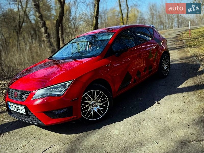 Хэтчбек SEAT Leon 2013 в Калуше