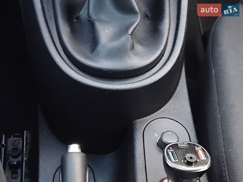 Хэтчбек SEAT Leon 2008 в Киеве