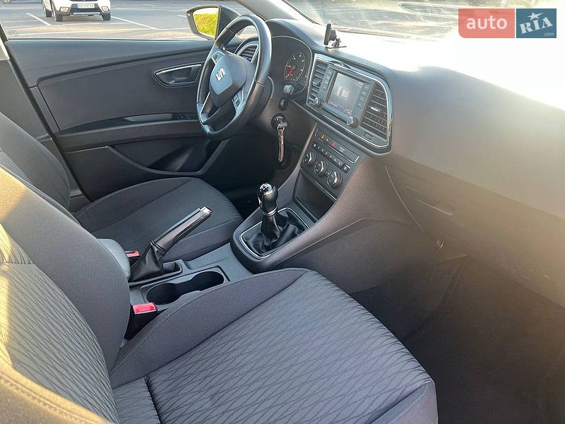 Универсал SEAT Leon 2014 в Киеве