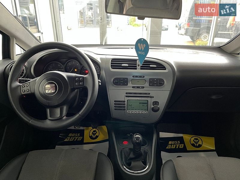 Хэтчбек SEAT Leon 2006 в Львове